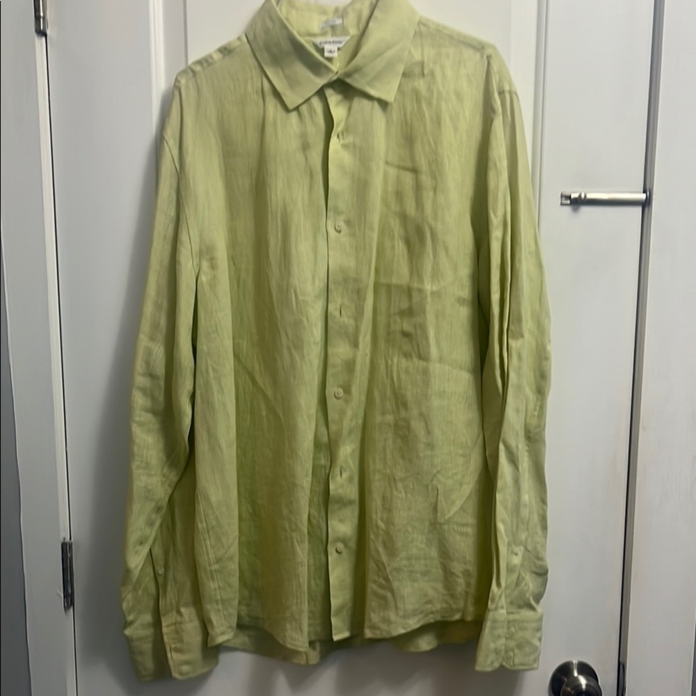 NWOT Calvin Klein Men’s Long Sleeve Linen Button Down Shirt - L
